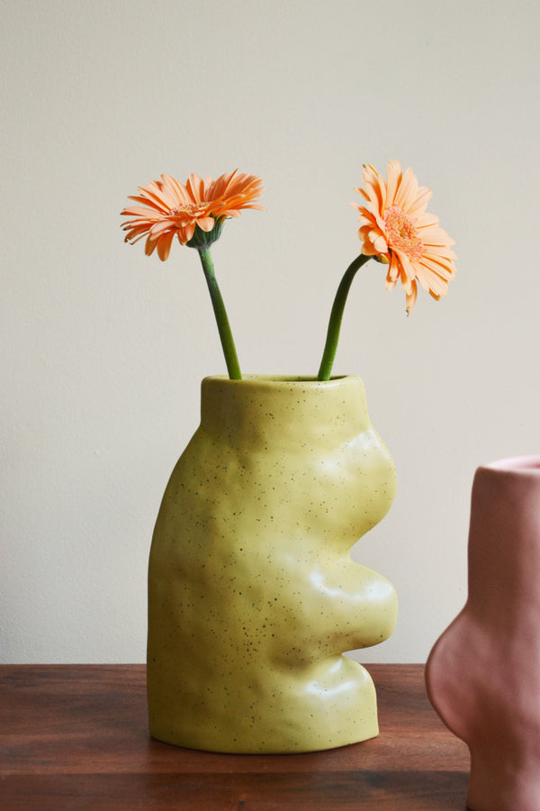 Fluxo Speckled Pistachio Green Vase - Large