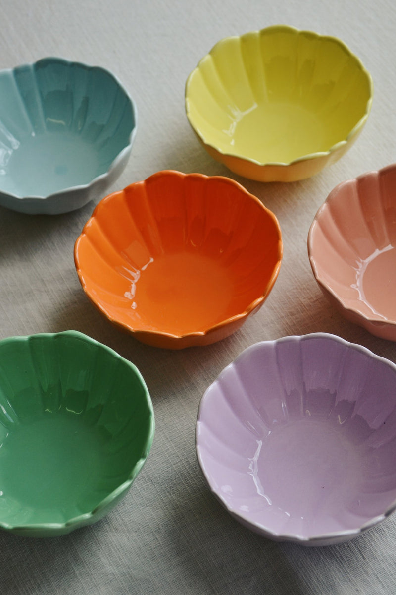 Scalloped Small Bowl - Six Colours Available