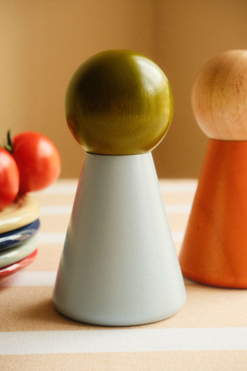 Wooden Salt and Pepper Grinder - Two Colours Available