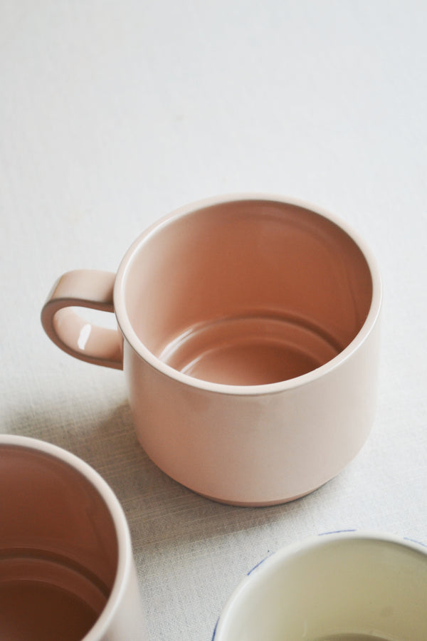 Aaron Probyn Shiny Soft Pink Glazed Glossy Big Mugs 