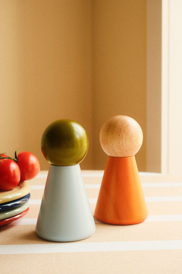 Wooden Salt and Pepper Grinder - Two Colours Available