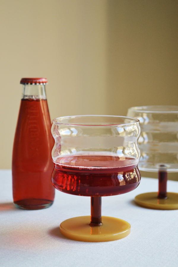 Set of two wavy glasses - amber