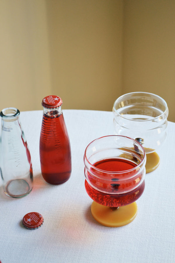 Set of two wavy glasses - amber