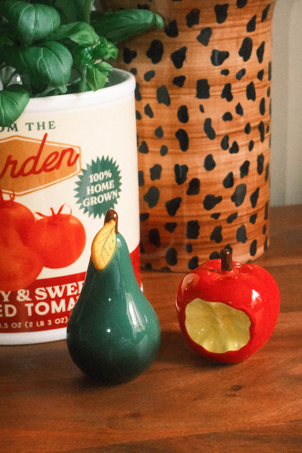 Hal Haines / &k Amsterdam | Apple Pear Salt and Pepper Shakers