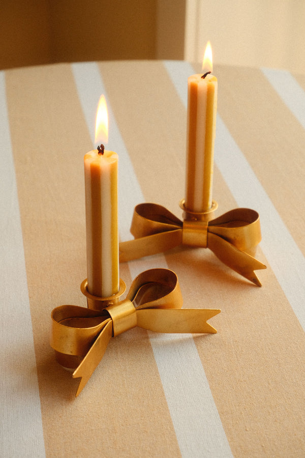 Gold Iron Bow Candle Holder