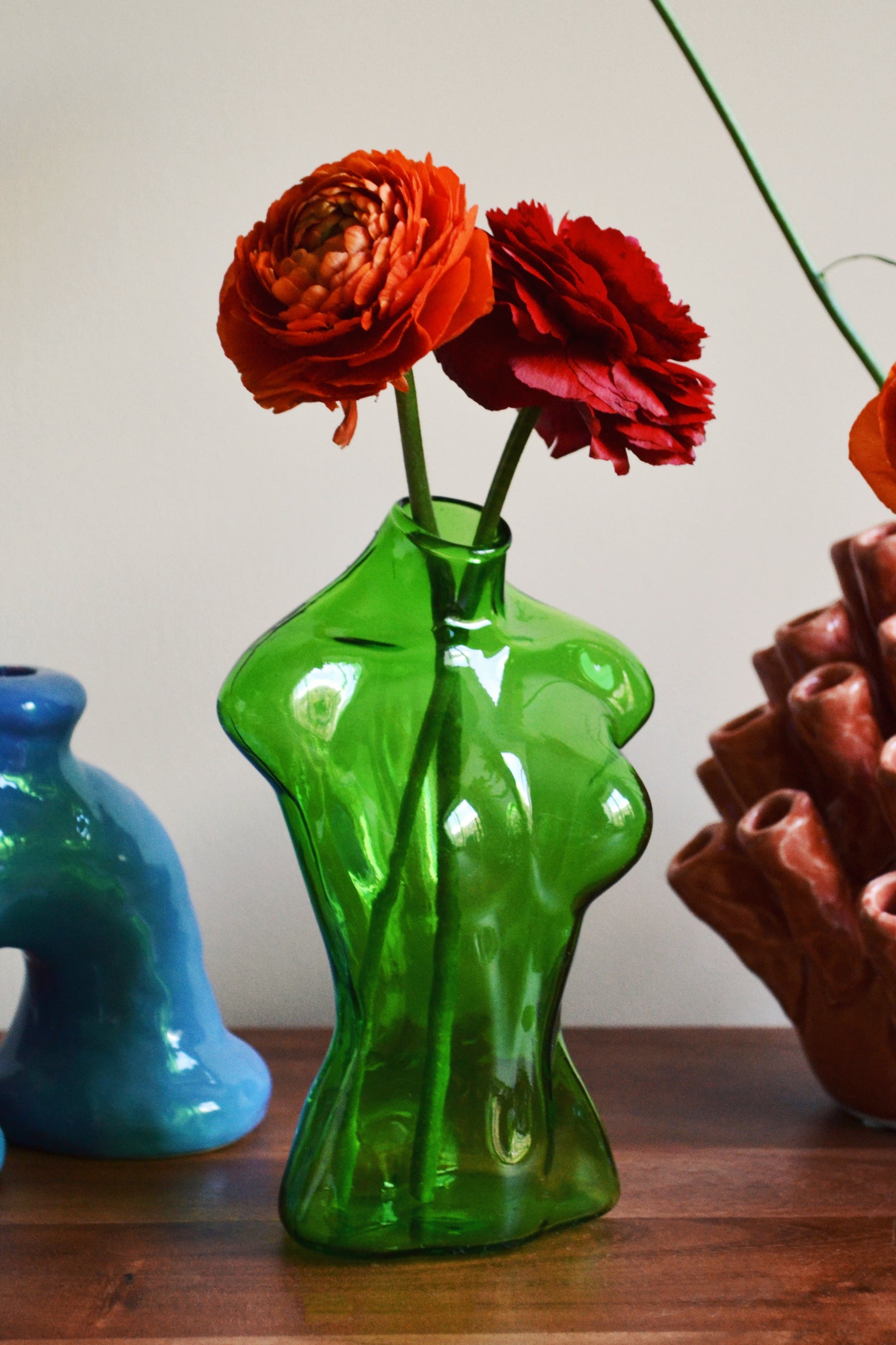 Mother Nature Green Glass Vase – Spicer and Wood