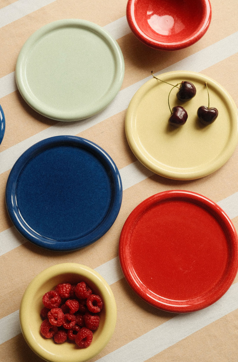 Chunky Edge Small Plate- Four Colours Available
