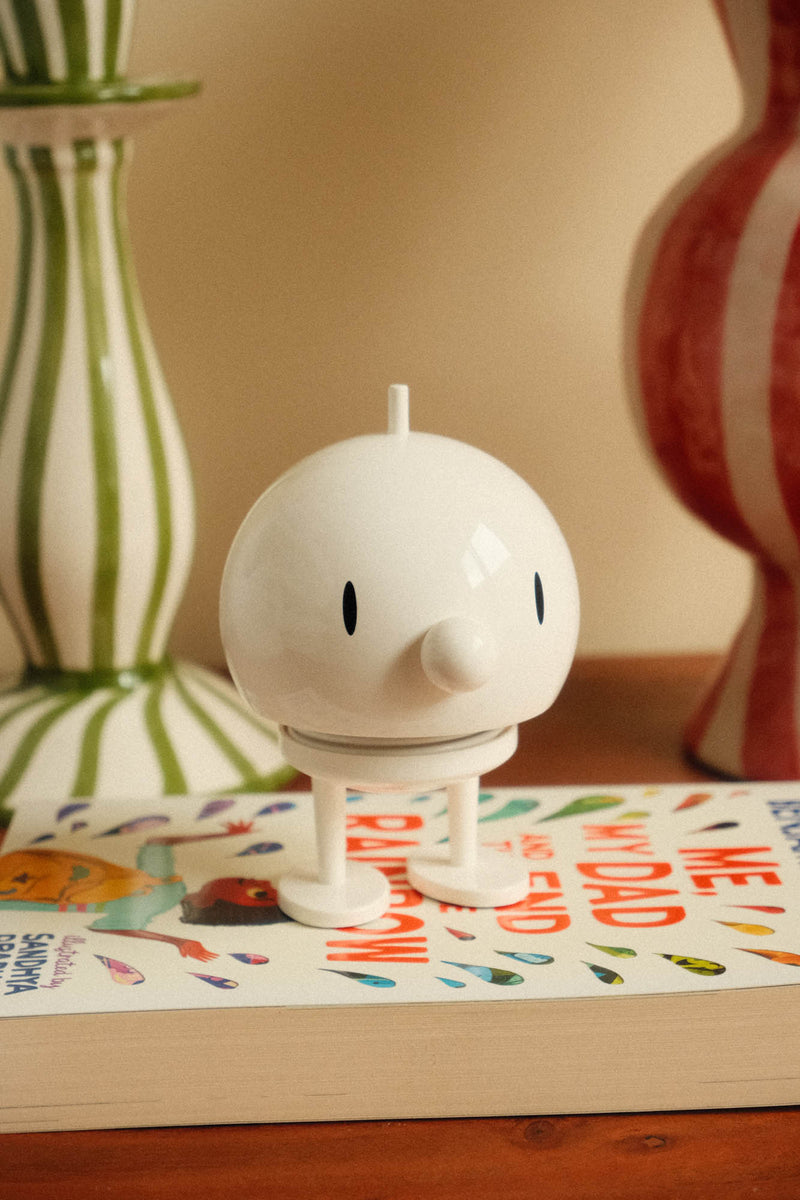 Hoptimist | Bumble Medium White Bouncing Object