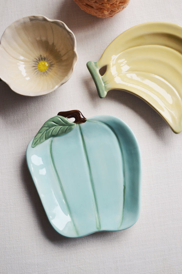 Green Pepper Porcelain Plate