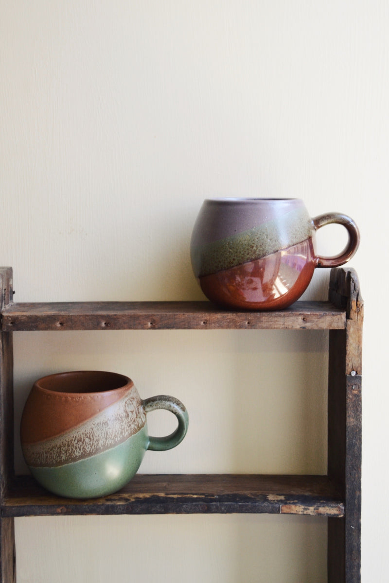 Round Glazed Mug - Two Colours Available