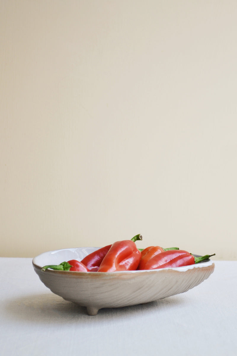 Seashell Stoneware Bowl