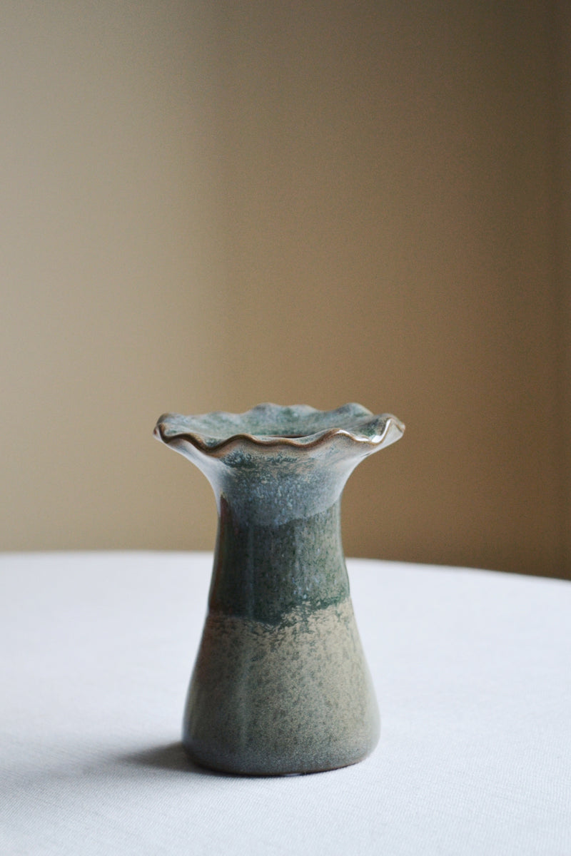 Stoneware Ruffle Candleholder - Two Colours Available