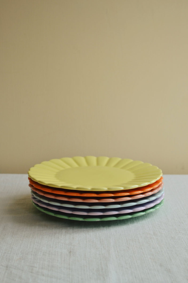 Scalloped Large Plate - Six Colours Available