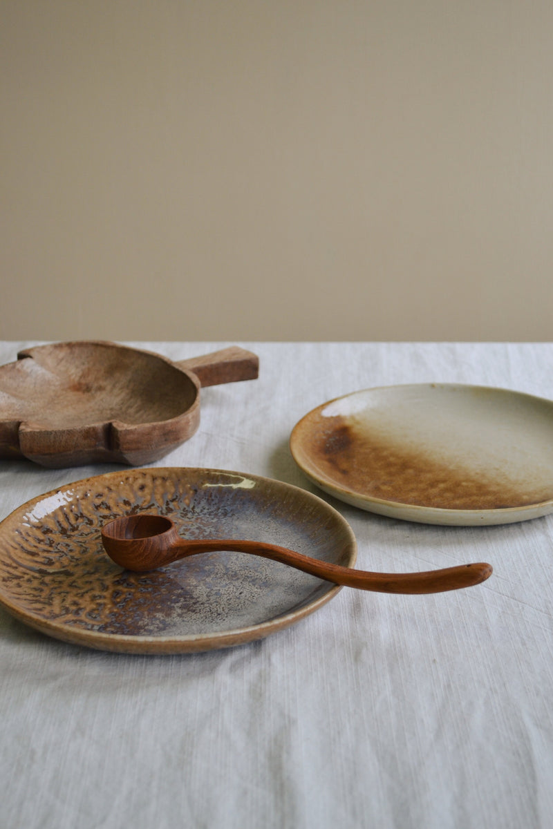 Set of Two Willow Ceramic Plates