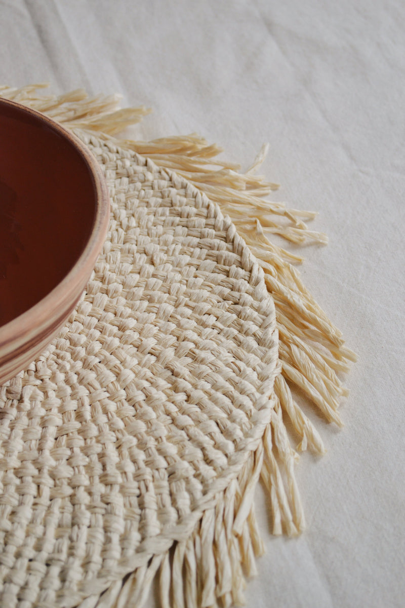 Paper Rope Placemat with Fringing