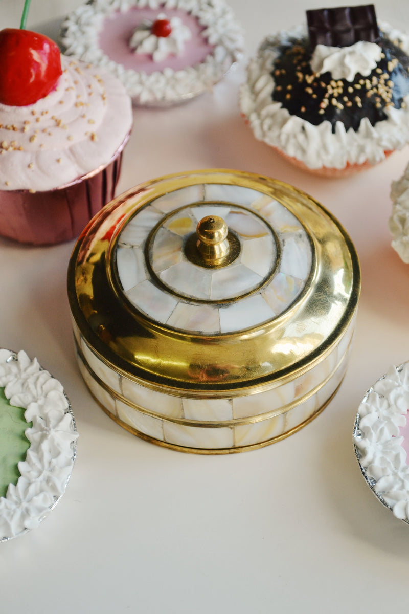 Large Pearl Trinket Box