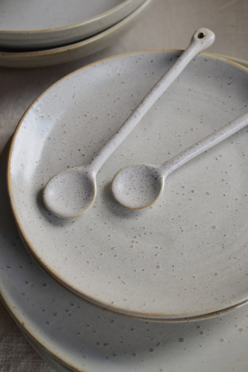 Alpine White / Grey Speckled Spoon