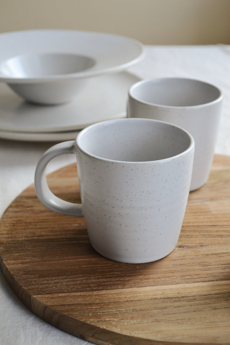 Alpine White / Grey Speckled Mug