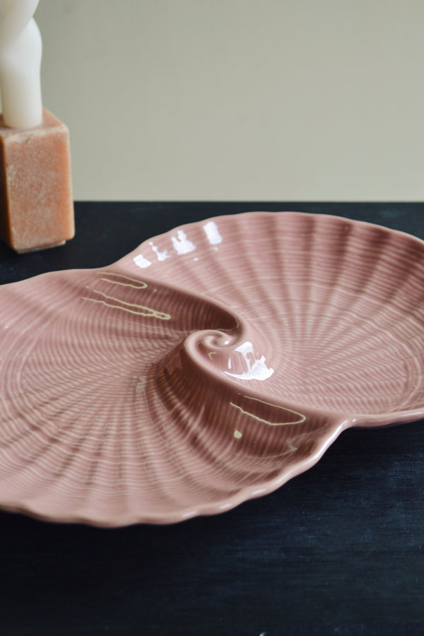 Double Shell Dish - Two Colours Available