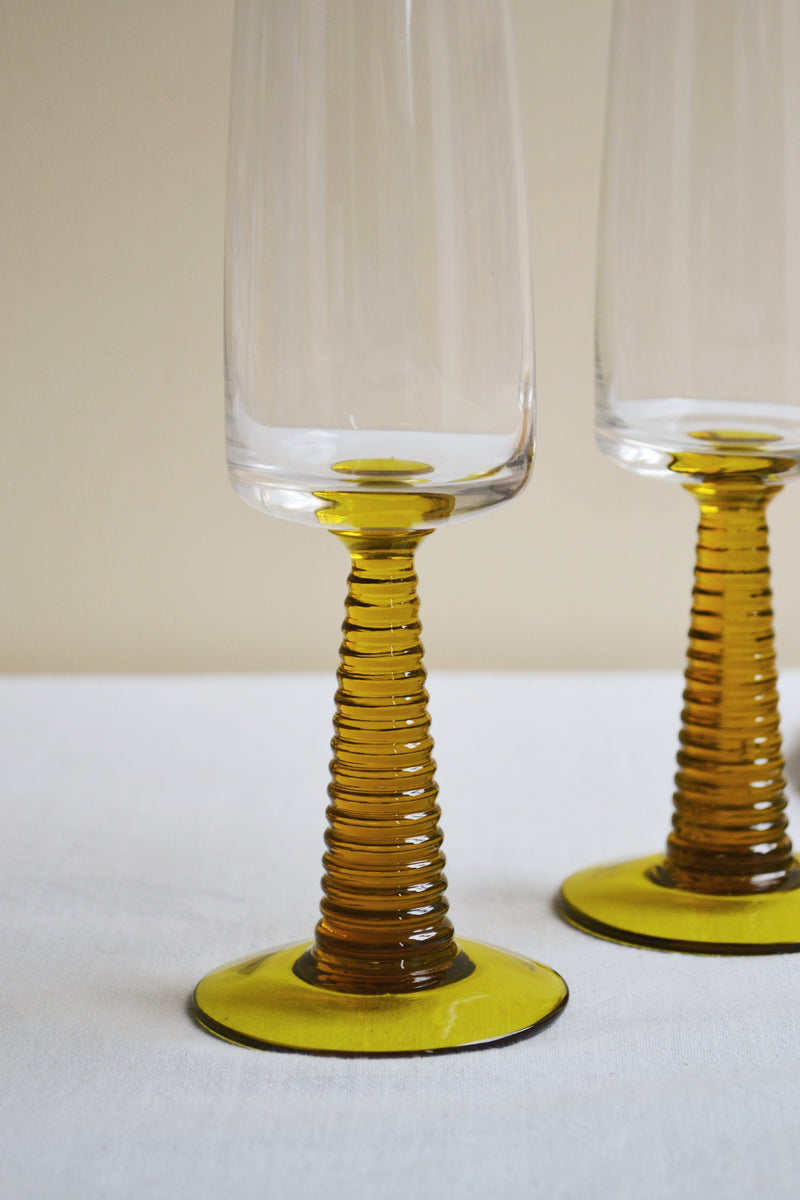 HKLIVING ® | Set of Two Yellow Swirl Champagne Glasses