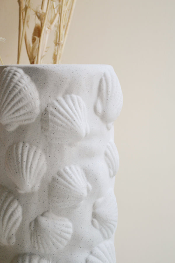 Scallop Vase